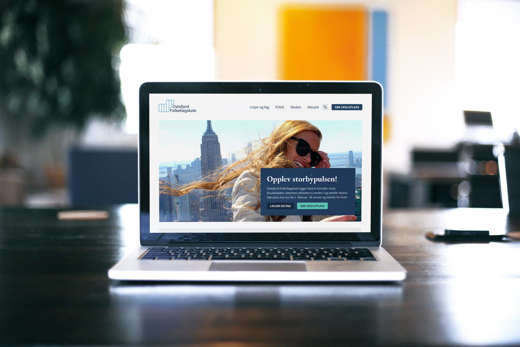 Oslofjord Folkehøgskole nettside vist på Mac
