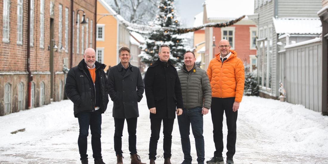 Frontkom runder 100 ansatte - fusjonerer inn Ny Media